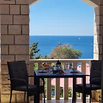 Antonia's Place By Kristonia Apartamento