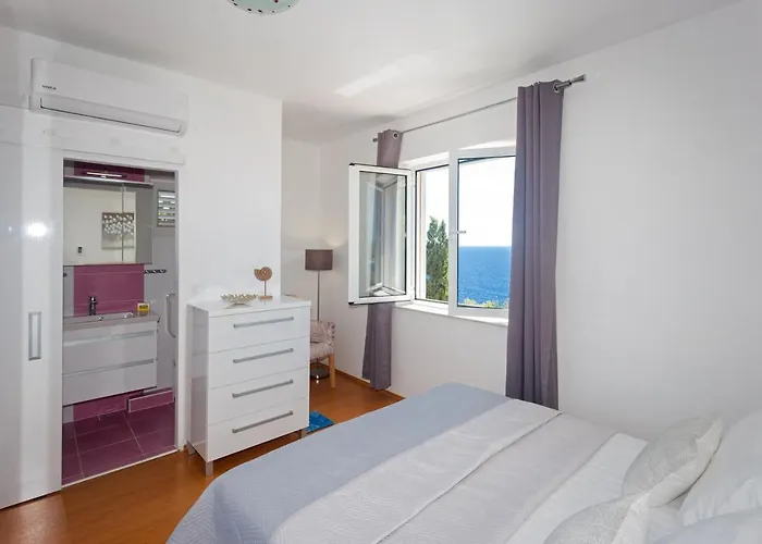 Antonia's Place By Kristonia